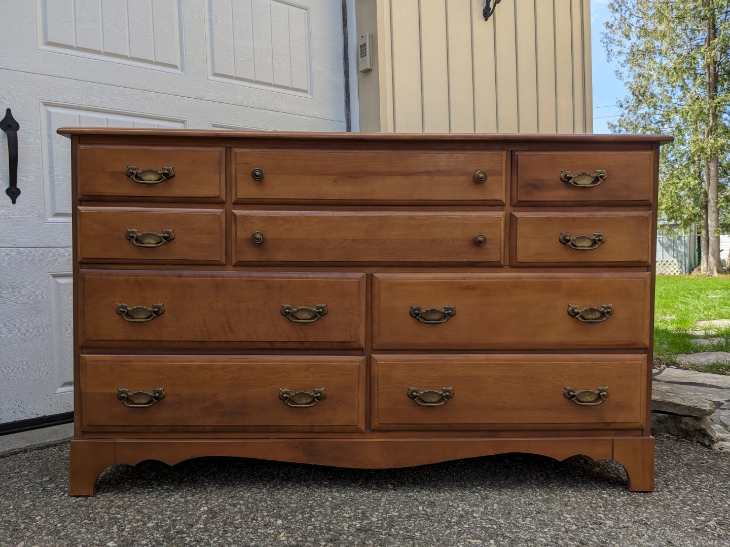 Kroehler 10 Drawer Dresser in Solid Maple