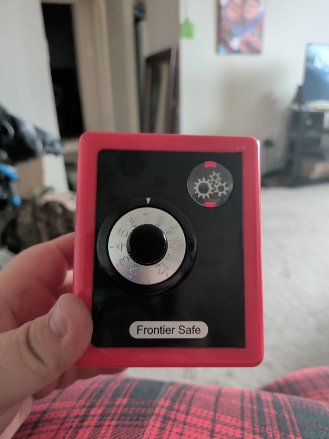Frontier Safe - Red