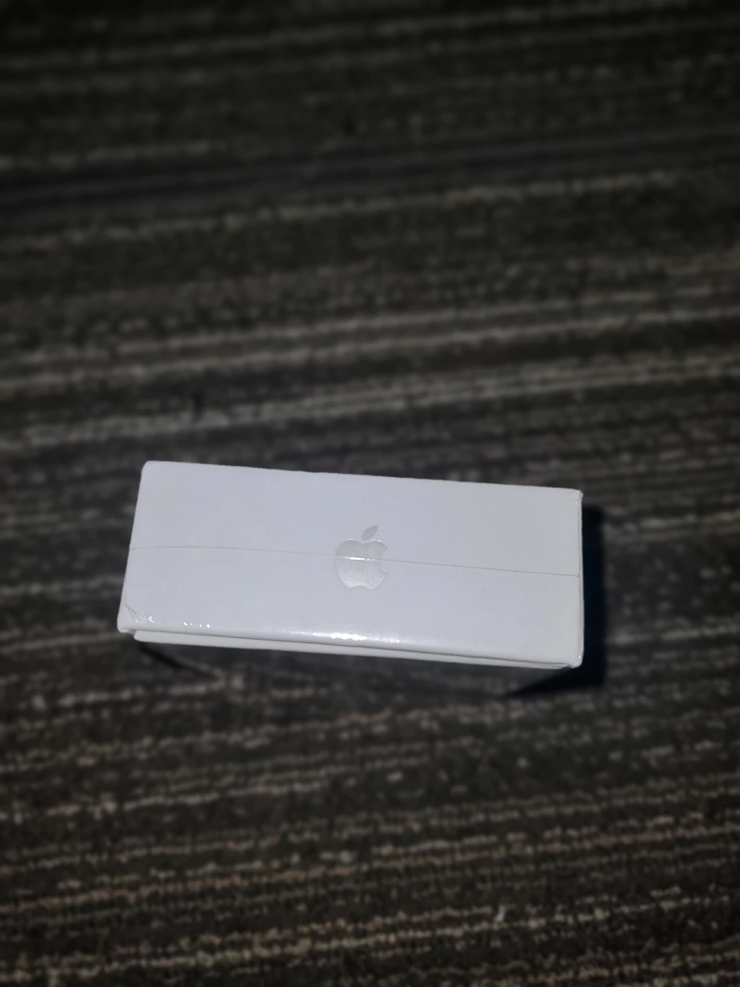 Airpods 4s - photo 2