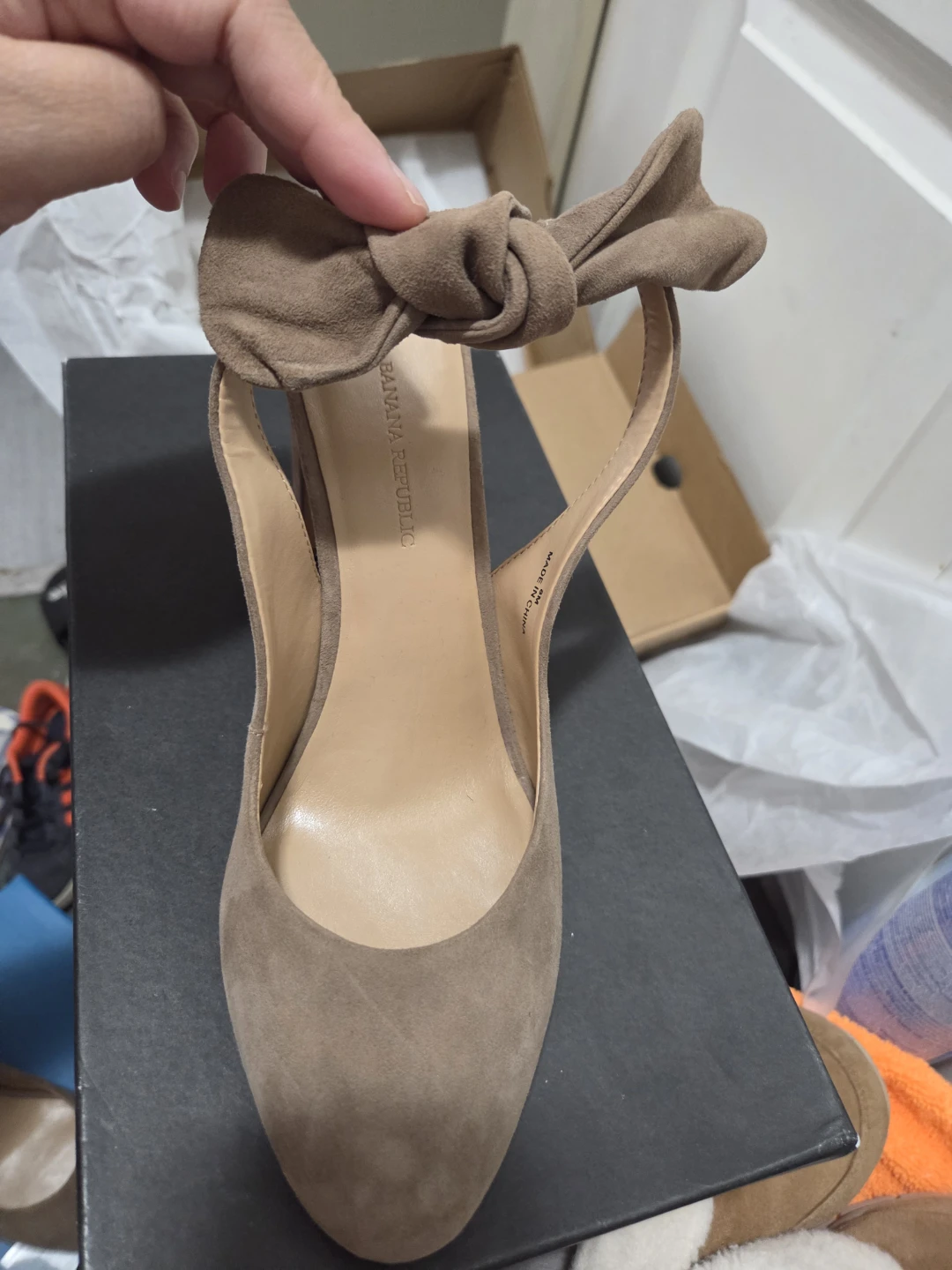 Banana Republic Suede Bow Heels - Tan - photo 2