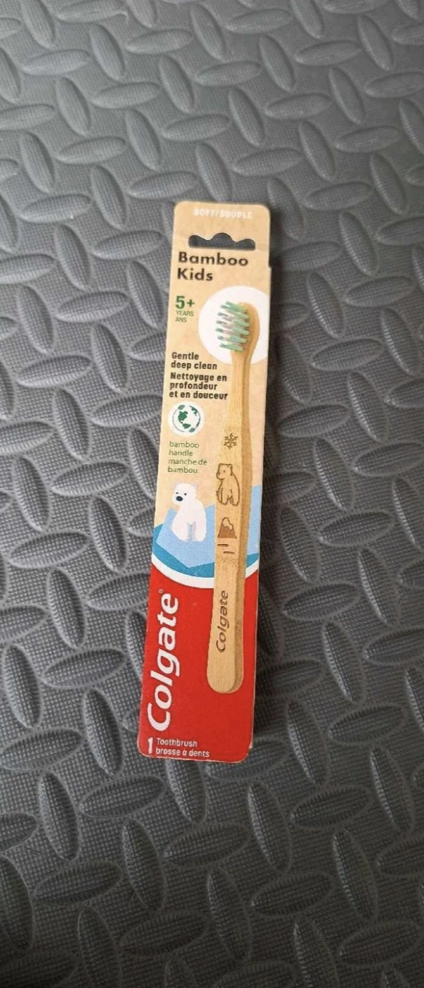 Colgate Bamboo Kids Toothbrush - Soft 🌱