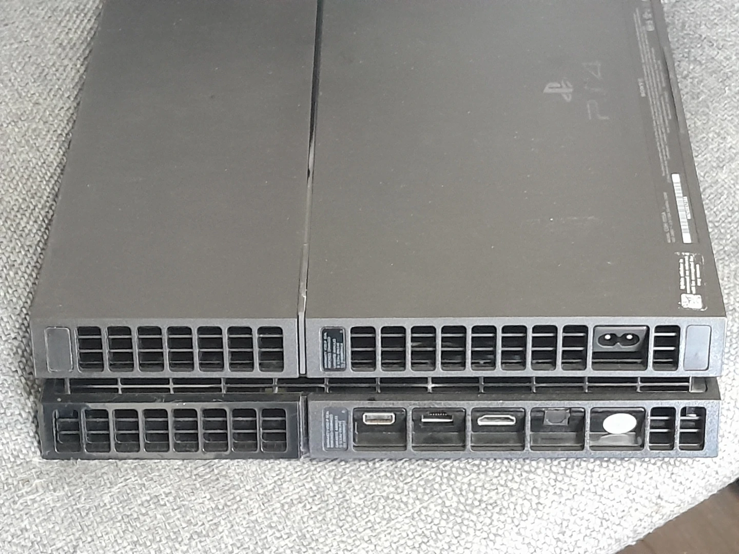 Sony PlayStation 4 (PS4) Console