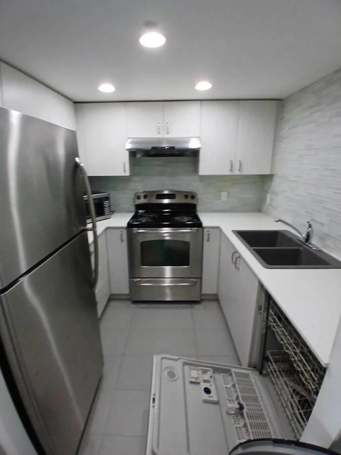 1 bed - 1 bath apartment - photo 5