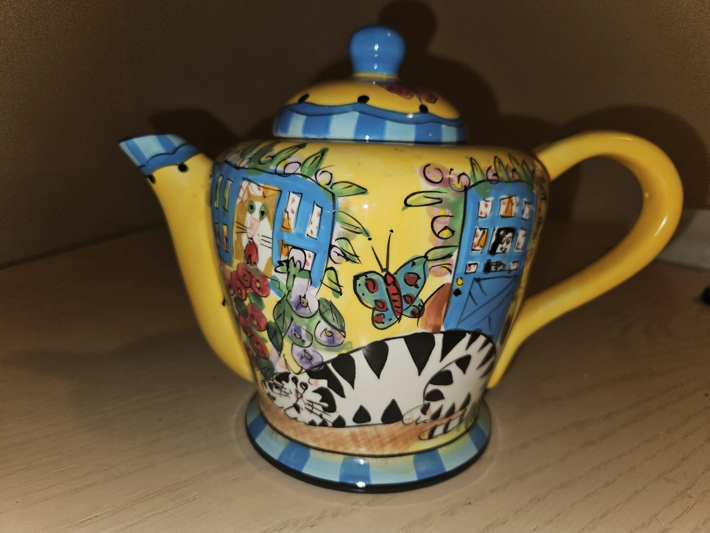 Catzilla tea pot and mug set - photo 4