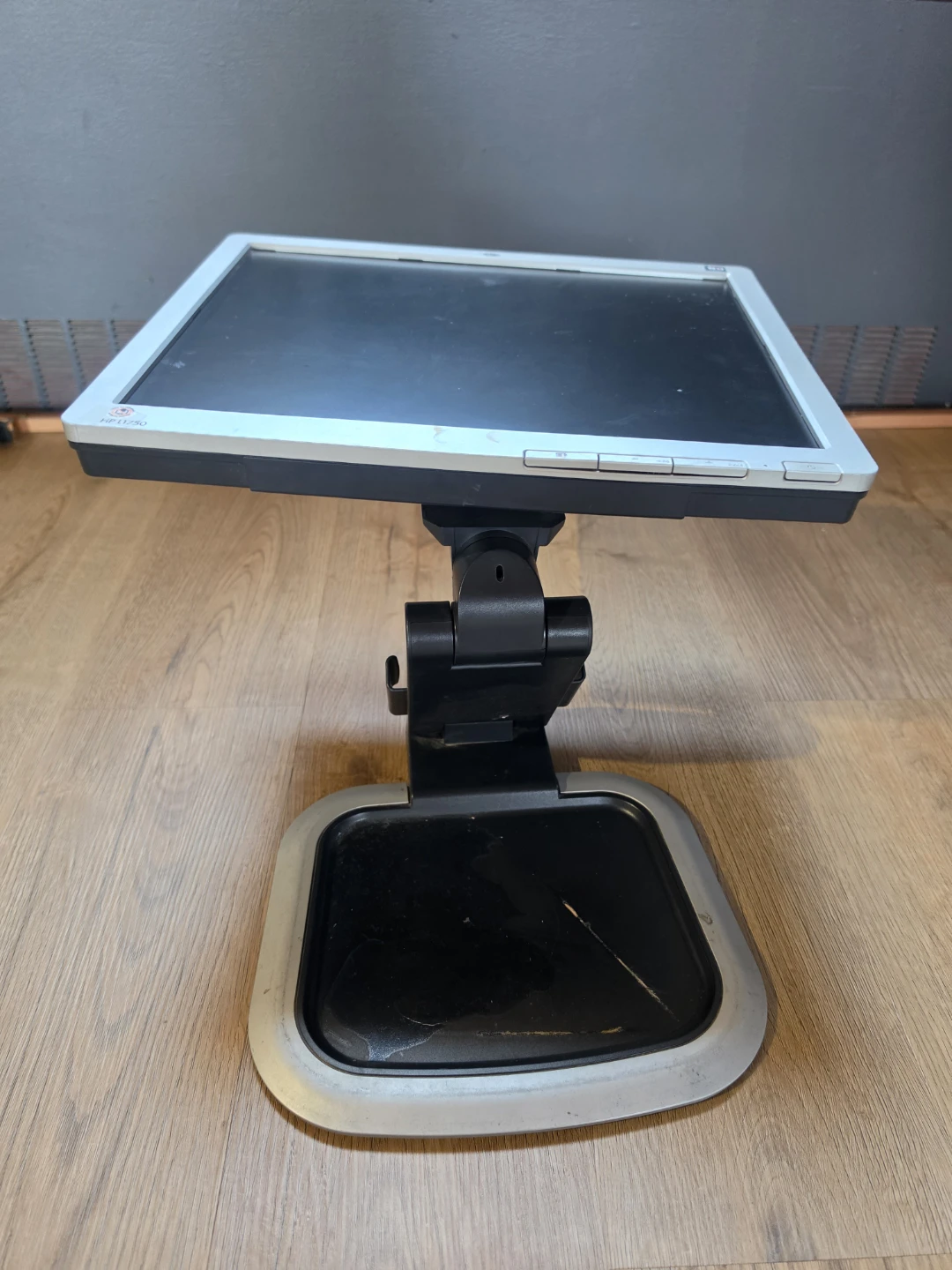 HP L1750 LCD Monitor - photo 4