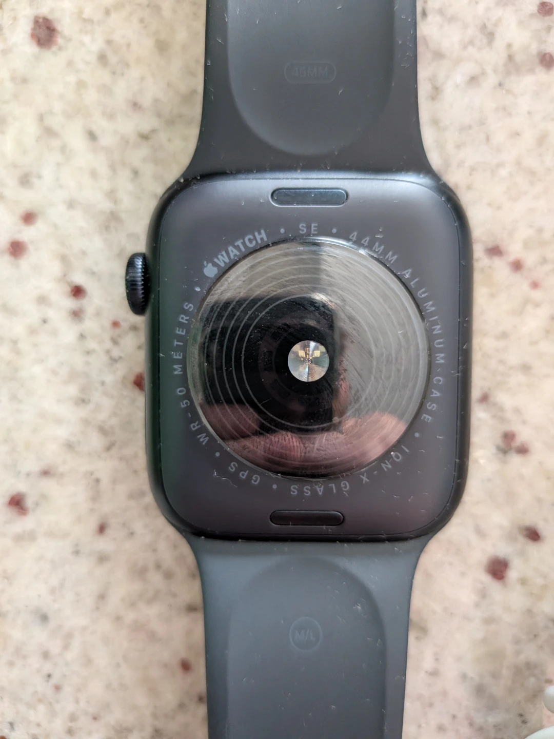 Apple Watch SE 44mm plus sport band & charger - photo 3