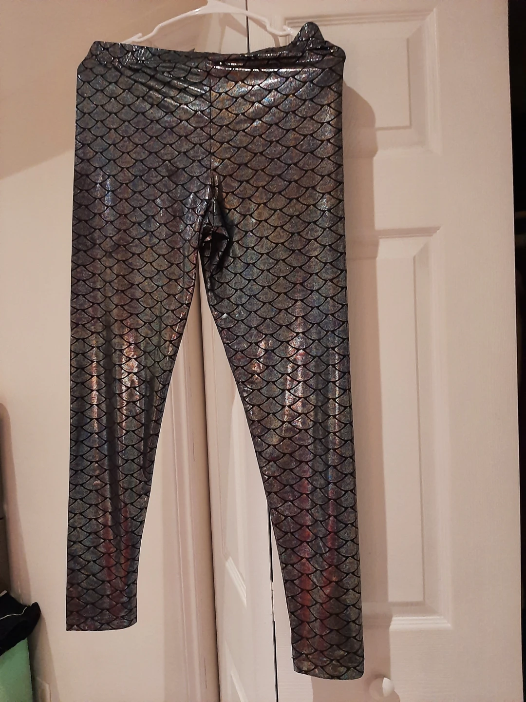 Spirit Halloween Mermaid Scale Leggings - photo 2