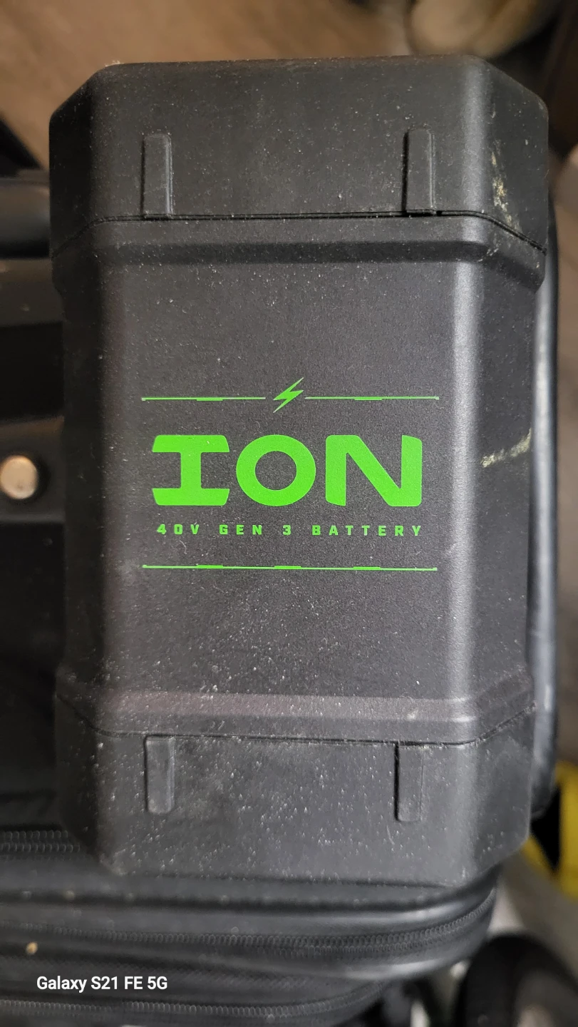 ION Alpha Plus 8-Inch Ice Auger (Model 59350) - photo 4