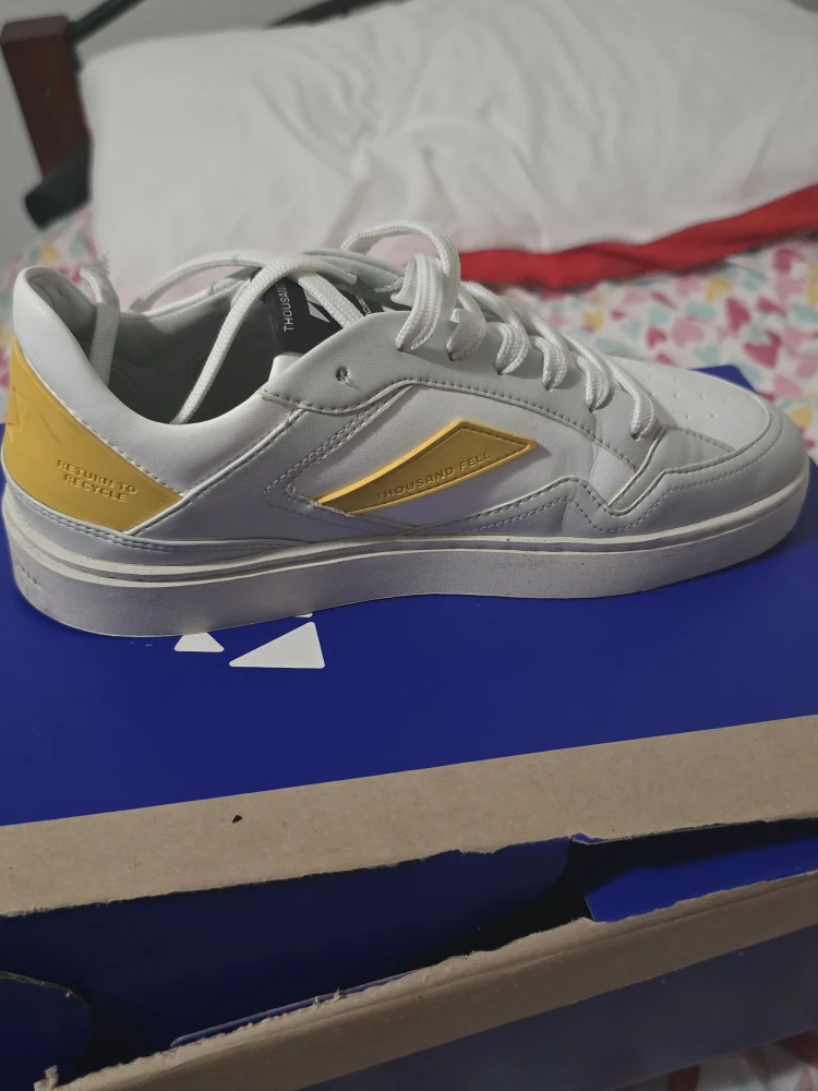 THRIFTED 30 women's SNEAKERS - photo 3