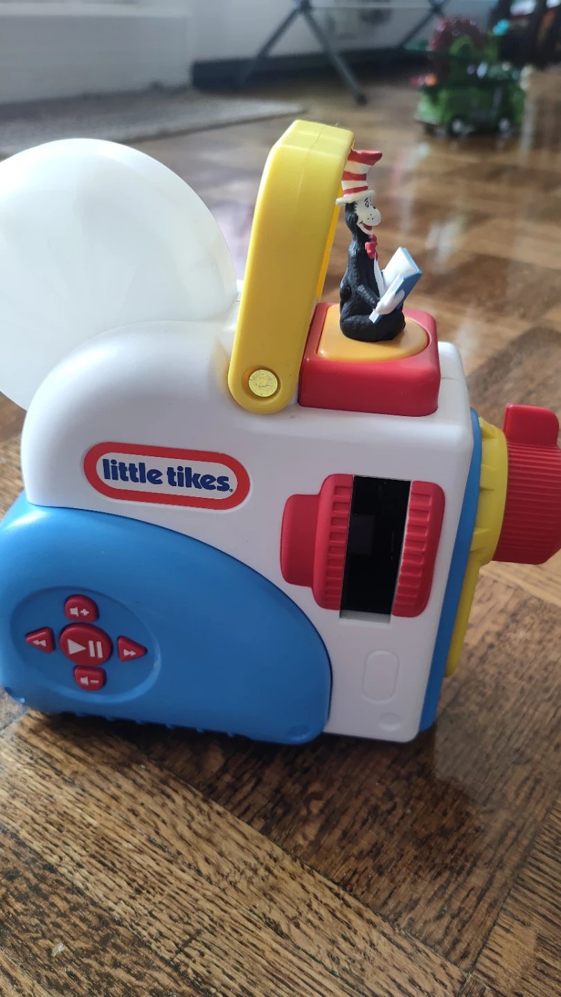Moving out sale -Little Tikes  Projector Toy