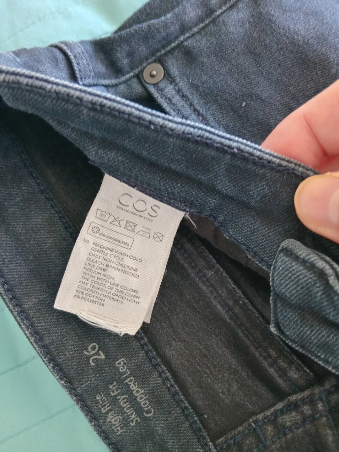 COS High Rise Skinny Fit Cropped Leg Jeans - Size 26 - photo 4