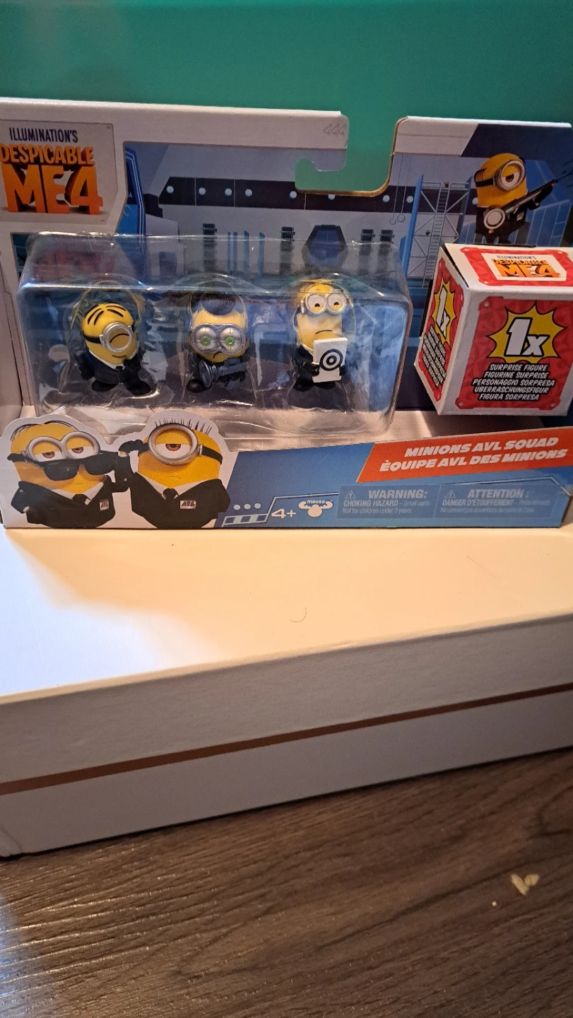 Minions AVL Squad Despicable Me 4 Figures