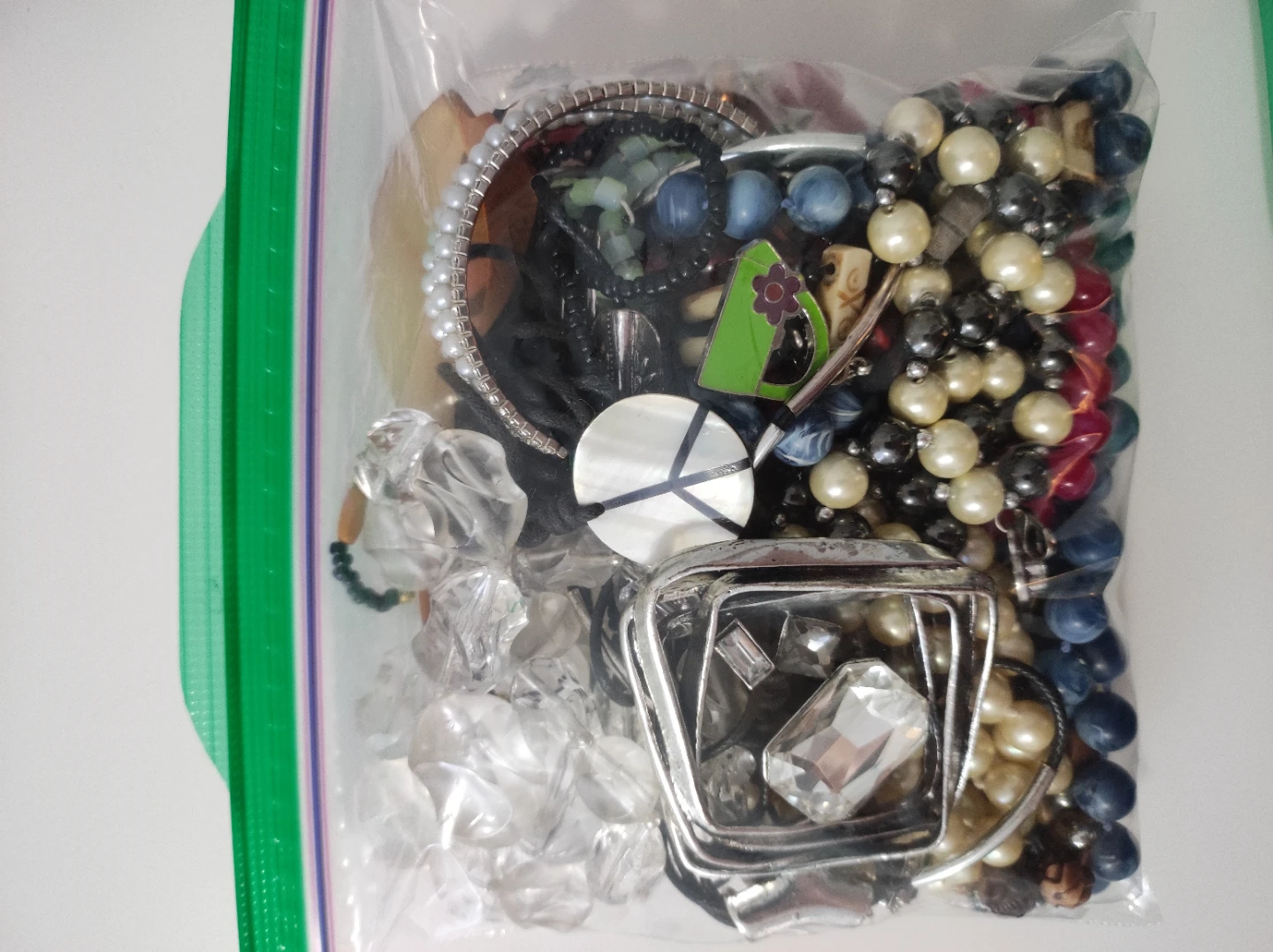 Assorted Costume Jewellery Lot - photo 2