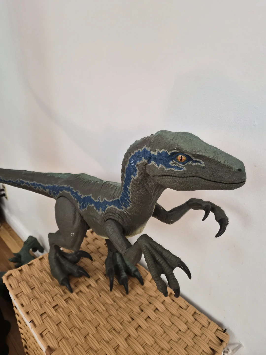 Jurassic World Blue Velociraptor Figure - photo 2