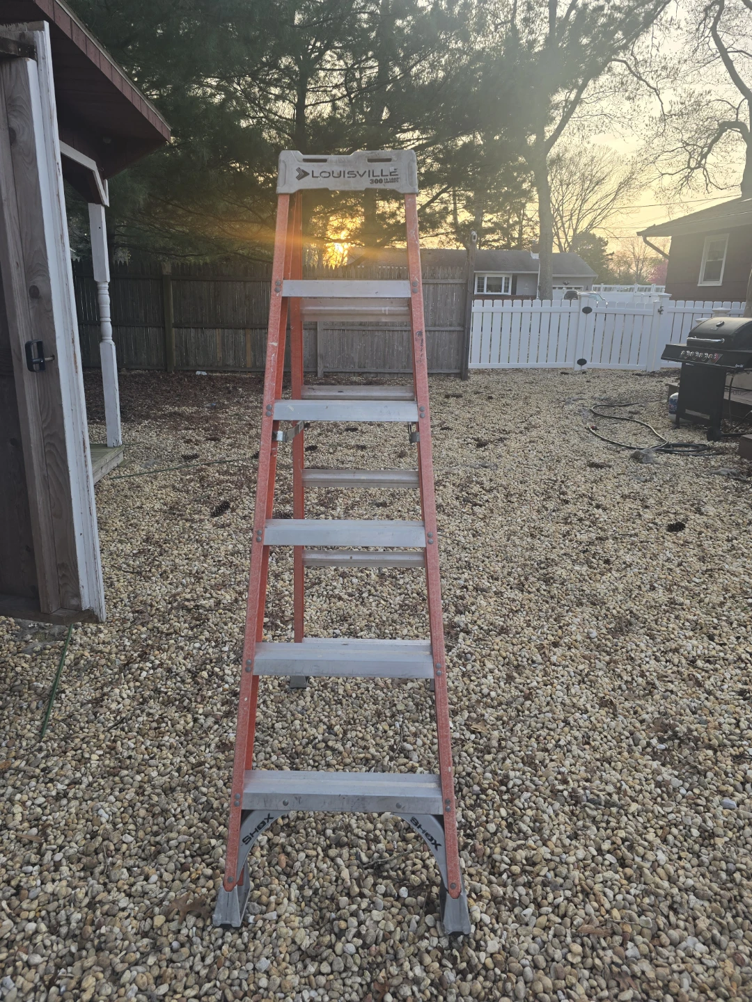 6ft extension ladder - photo 3