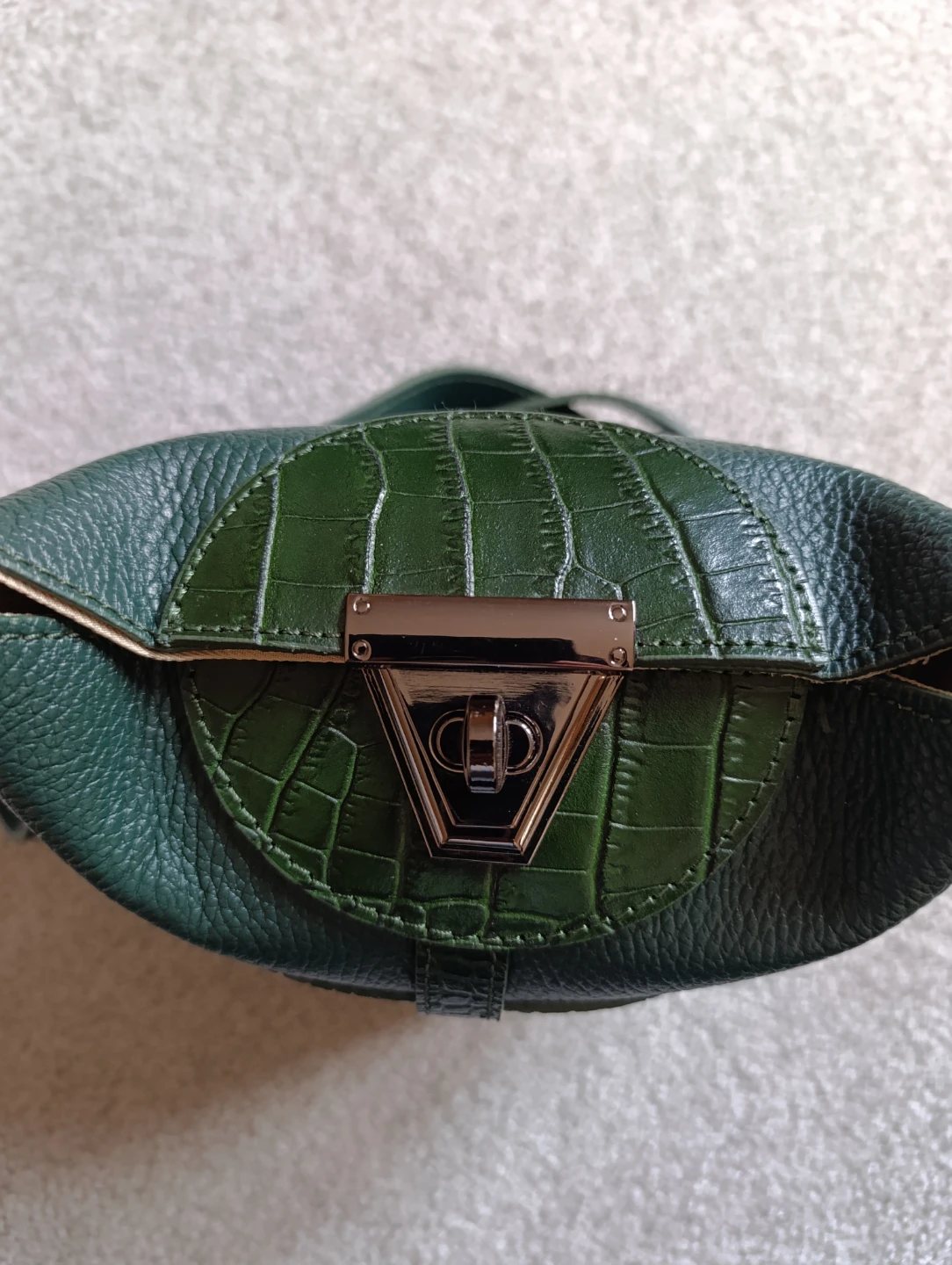 Green Genuine Leather Bucket Bag - photo 3