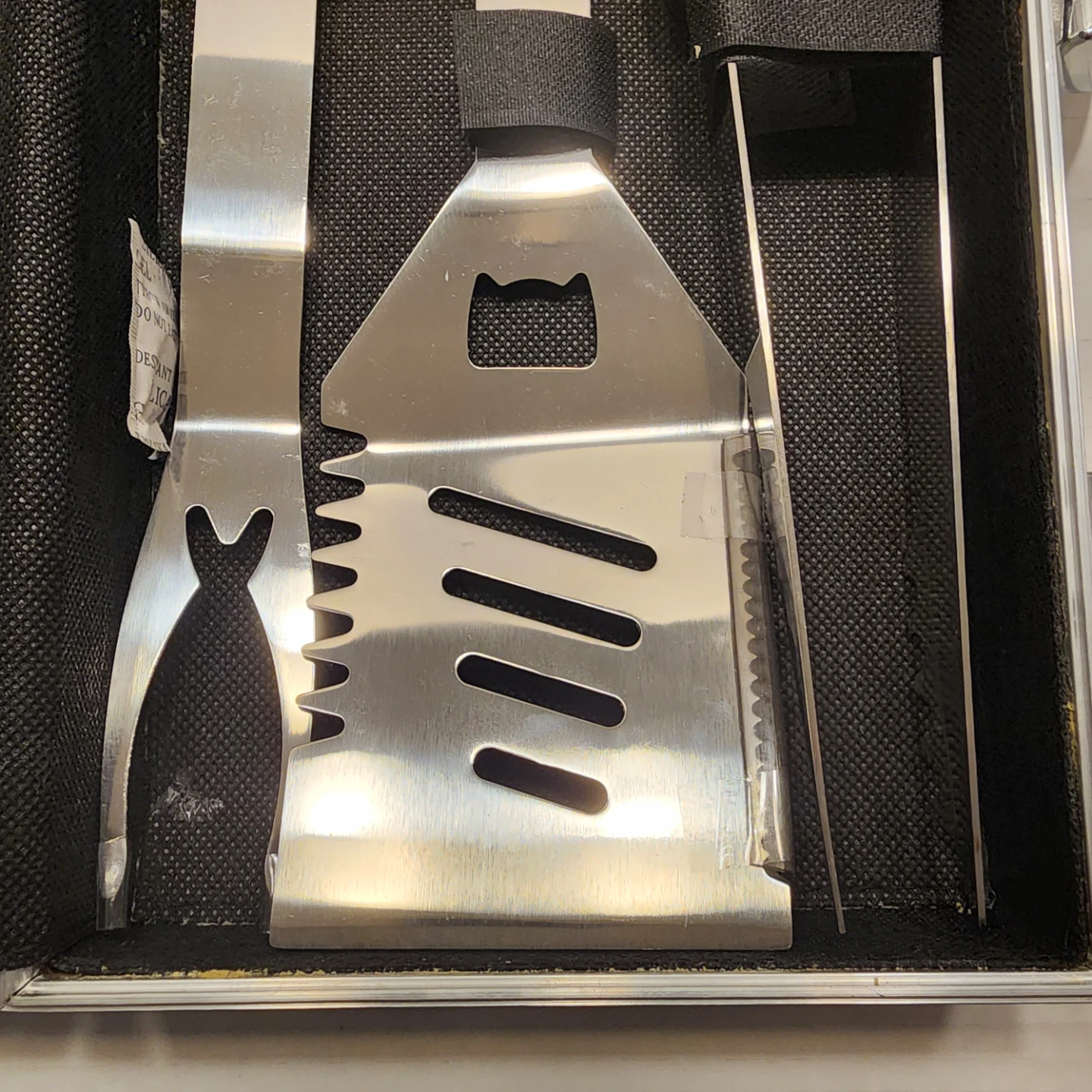 Stainless steel barbecue tool set in an aluminum storage case - photo 4