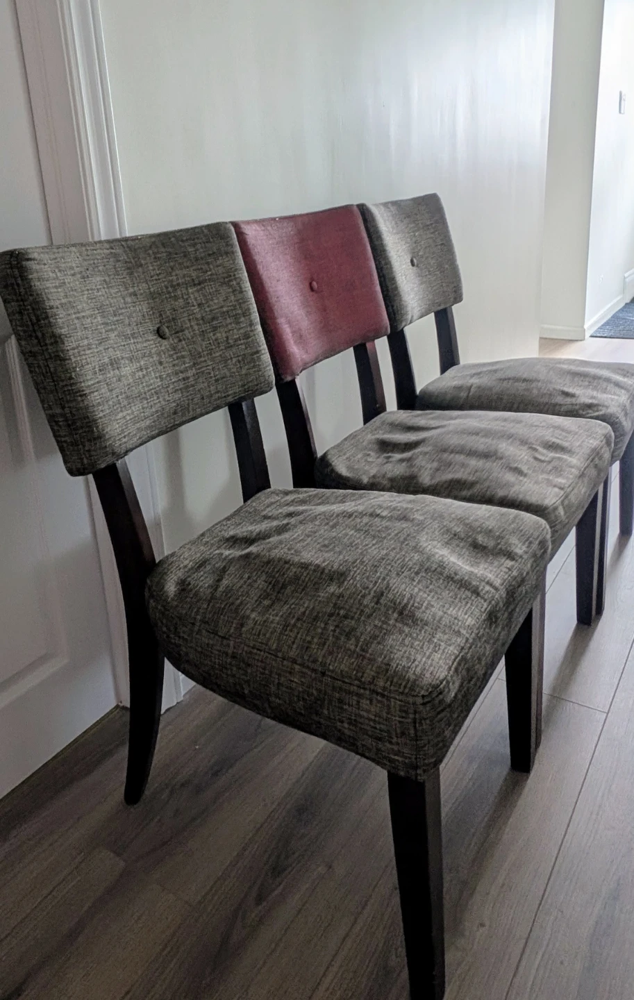 FREE: Set of 3 Dining Chairs - photo 2