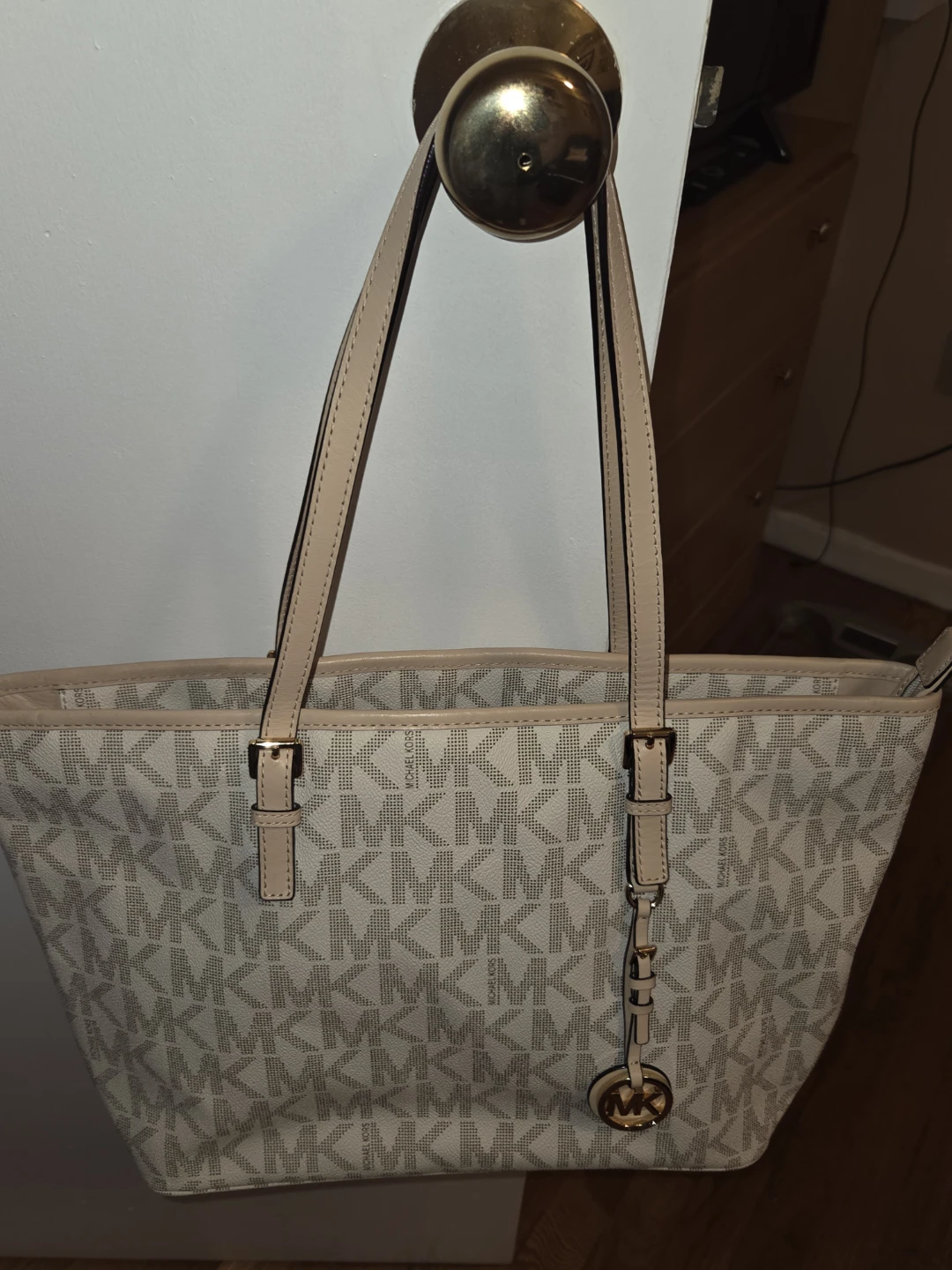 Michael Kors MK Signature Tote Bag - White/Beige - photo 3