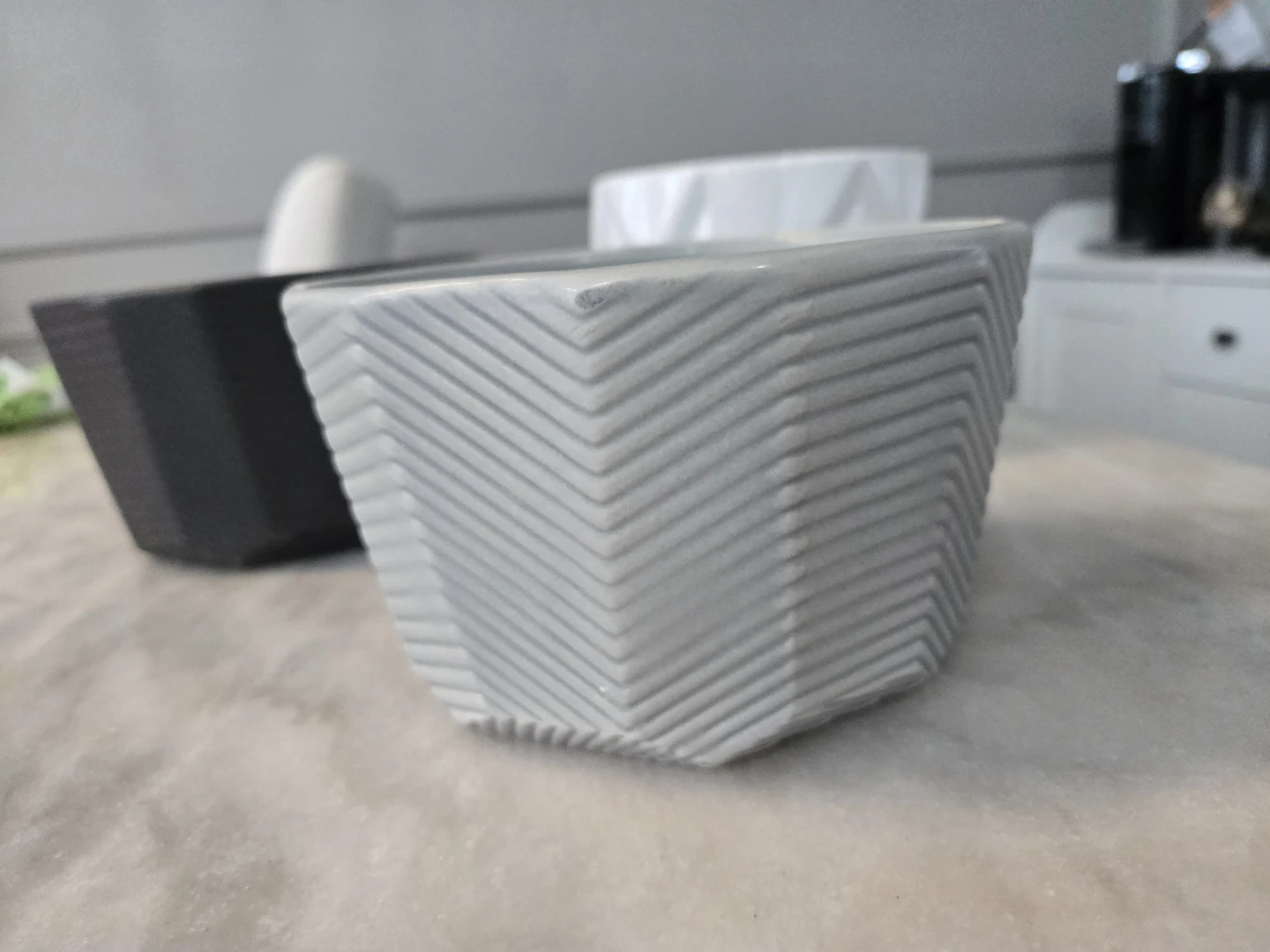 Set of 3 Geometric Planters - photo 2