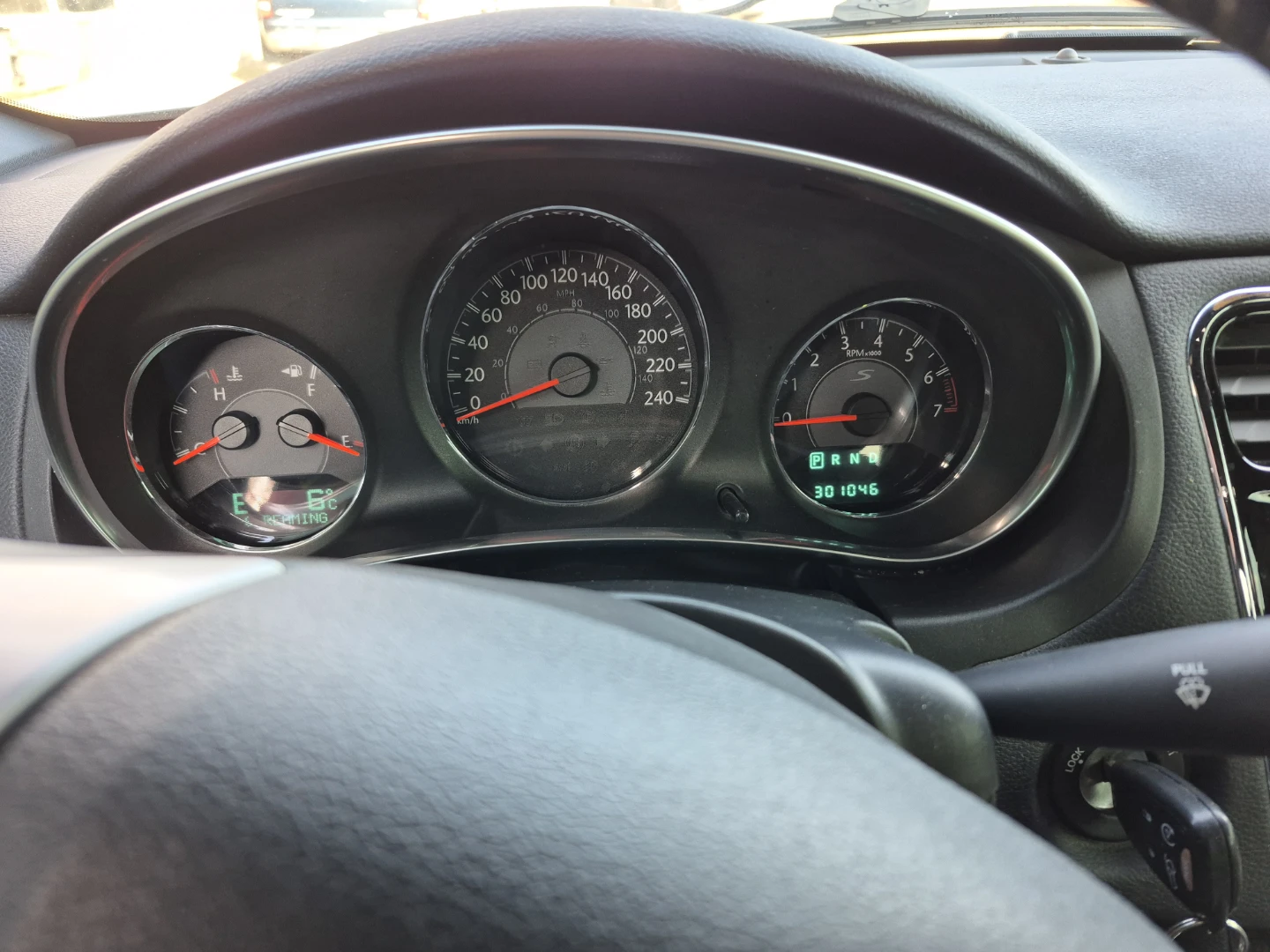 2012 Chrysler 200 - photo 5