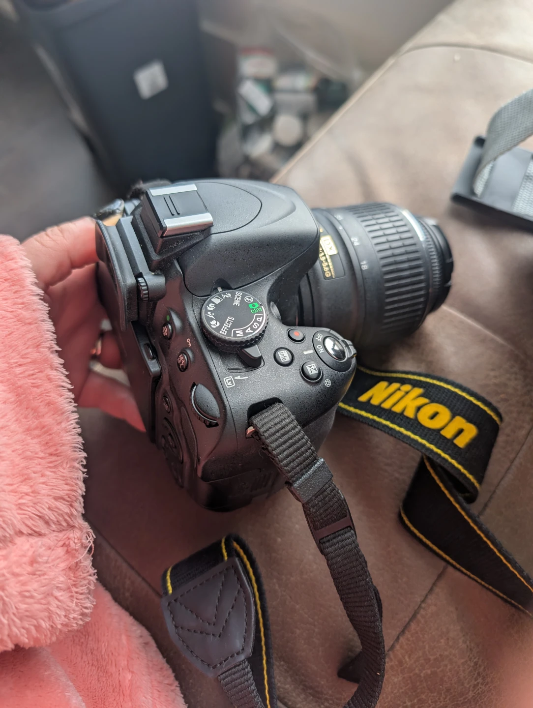 Nikon D5100 DSLR Camera with 18-55mm Lens - photo 5
