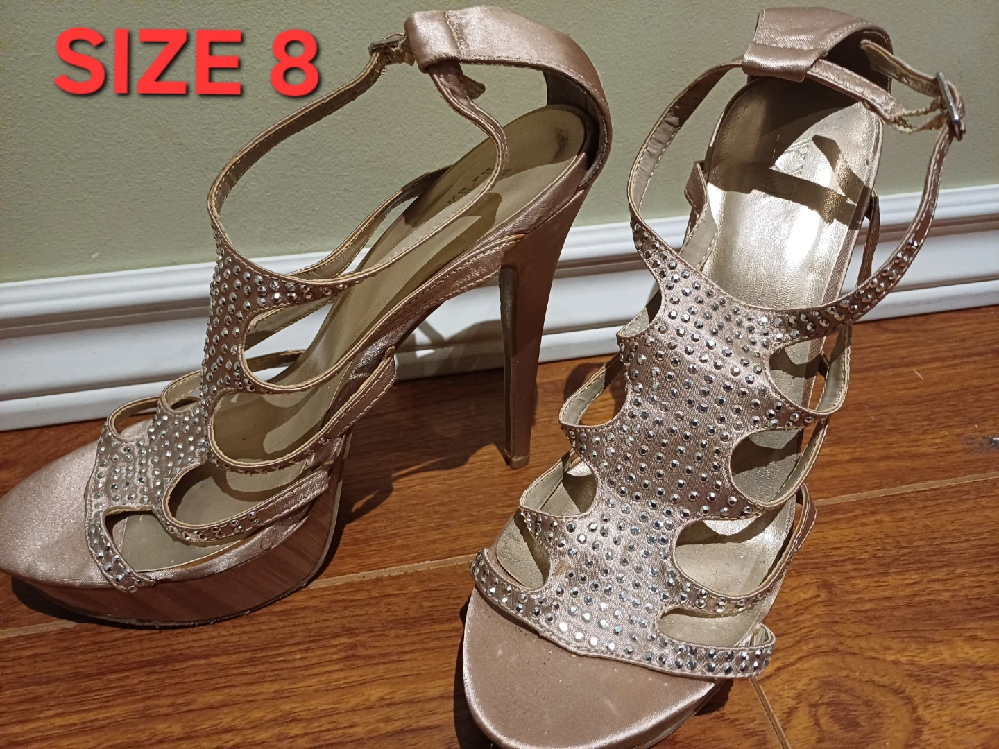NEW Women's Embellished High Heel Sandals - Size 8