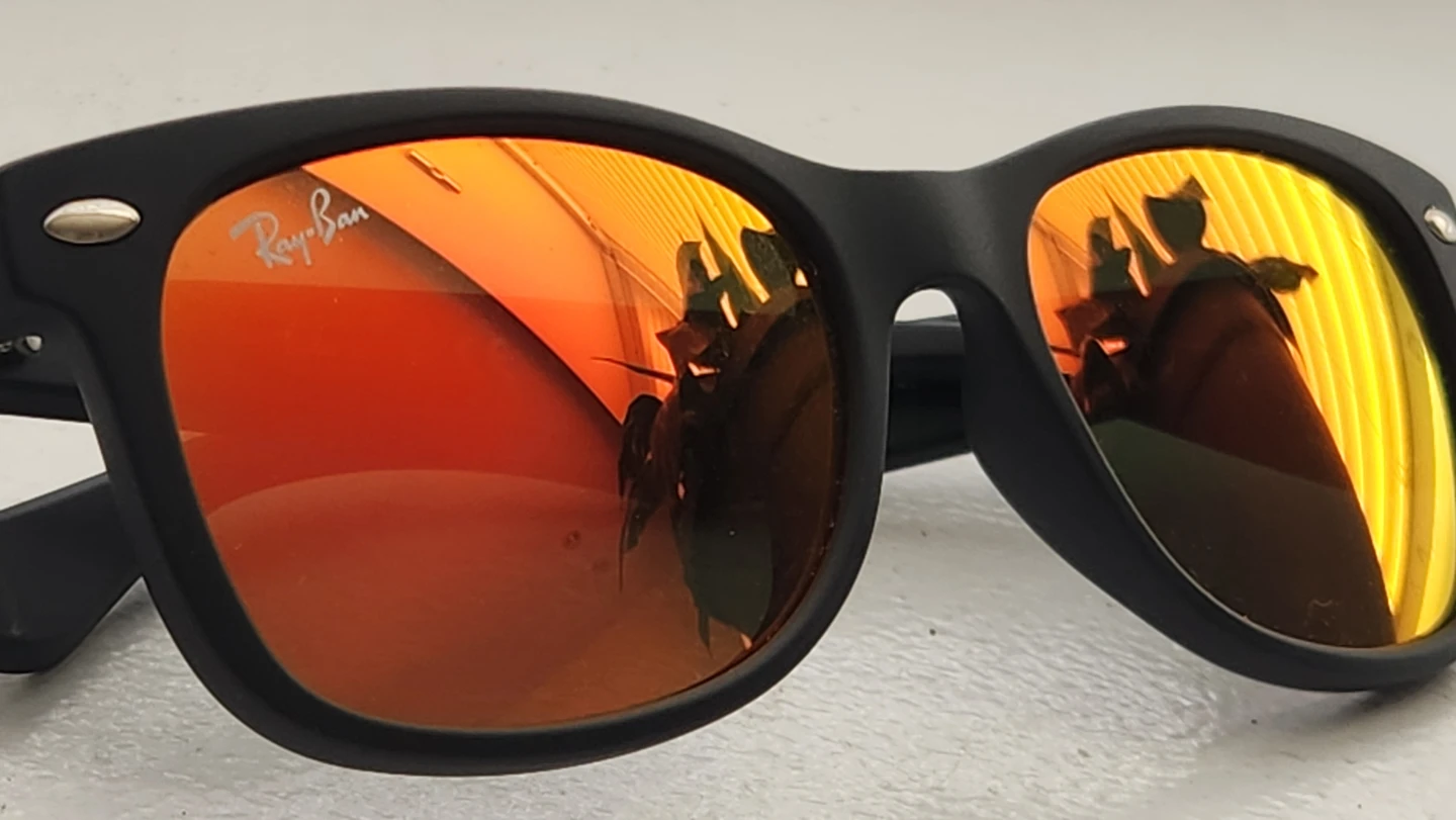 Ray-Ban Wayfarer Sunglasses - photo 2