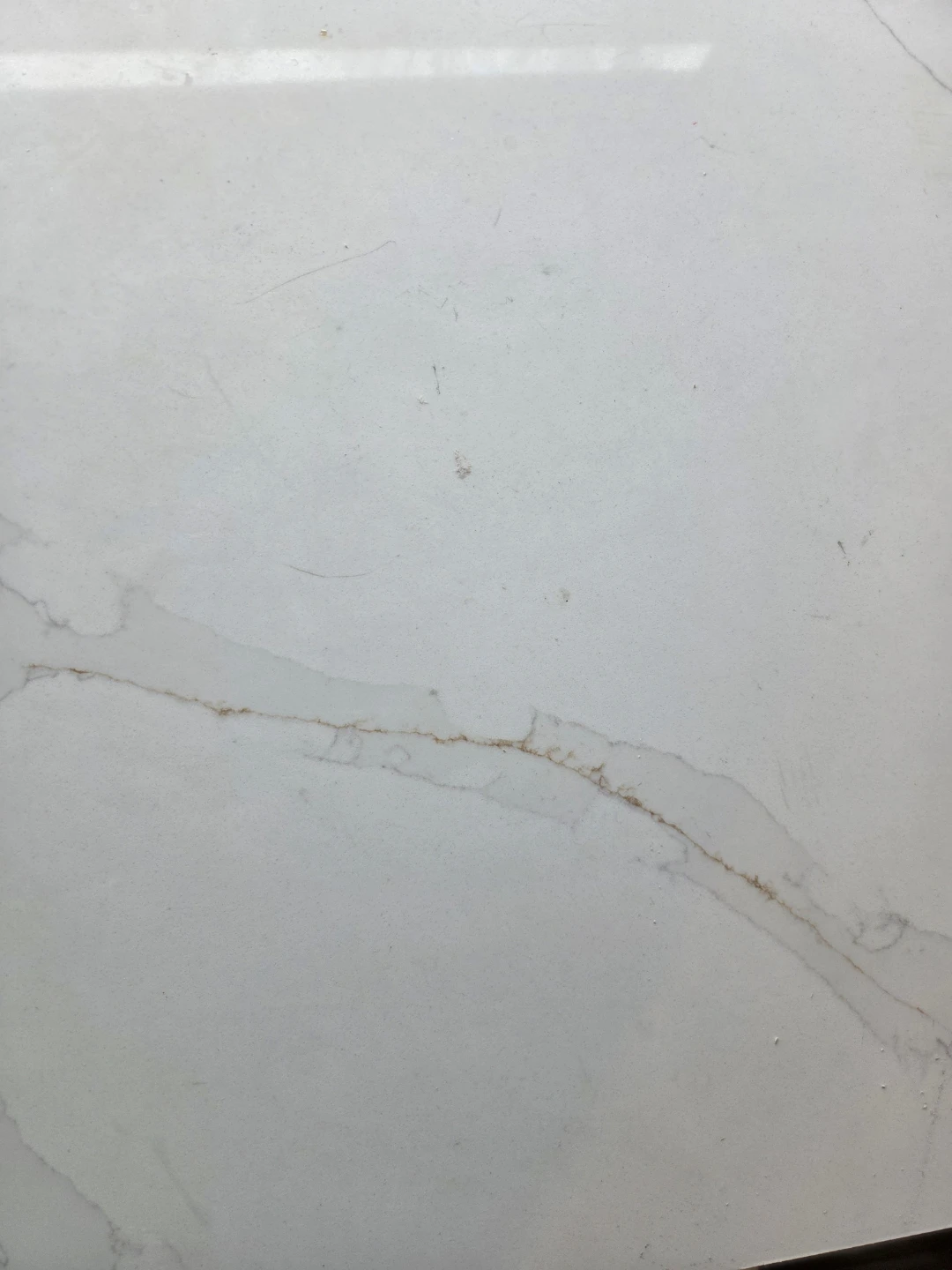 White Marble Pattern Quartz Slabs