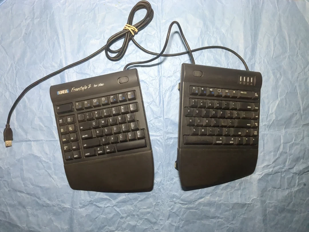Kinesis Freestyle 2 for Mac Ergonomic Split Keyboard - photo 2
