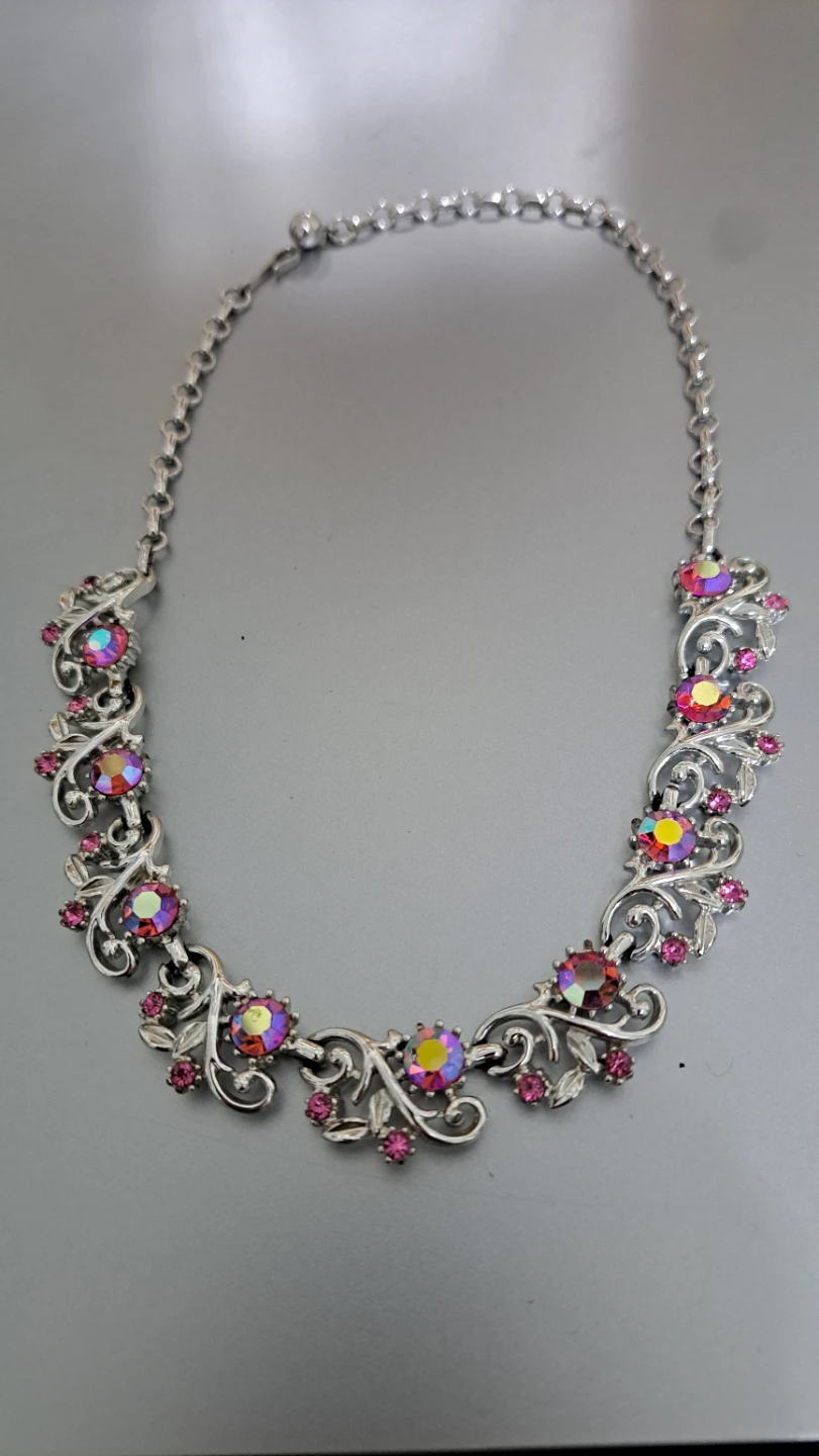 Sparkly Floral Necklace