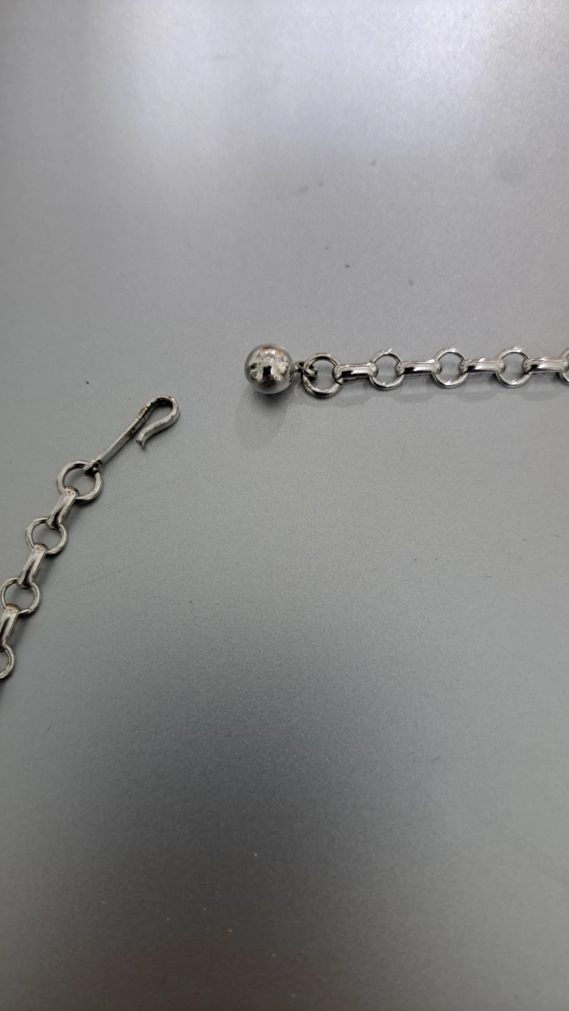 Sparkly Floral Necklace - photo 3