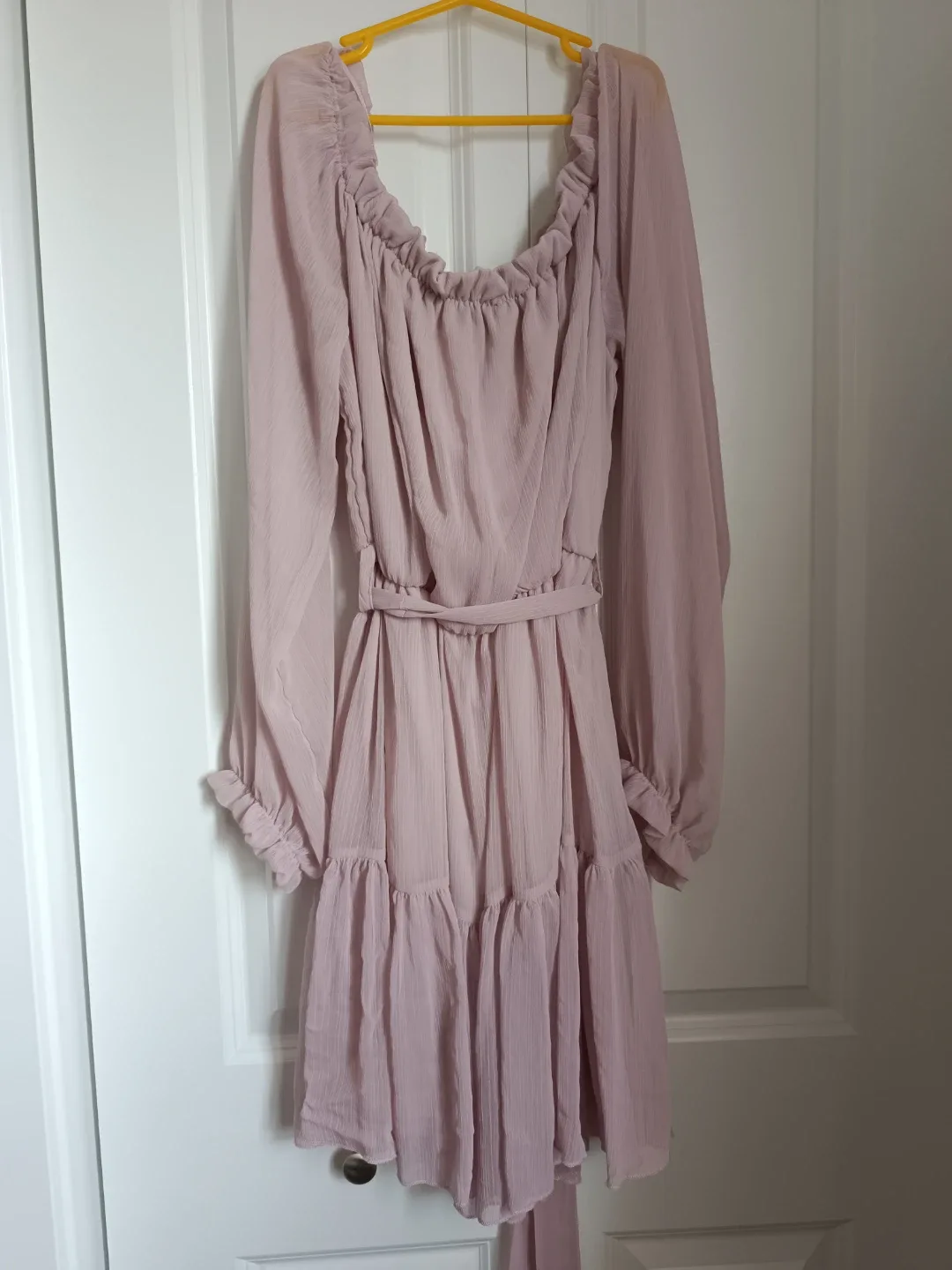 Forever 21 Off-the-Shoulder Tiered Dress - XL