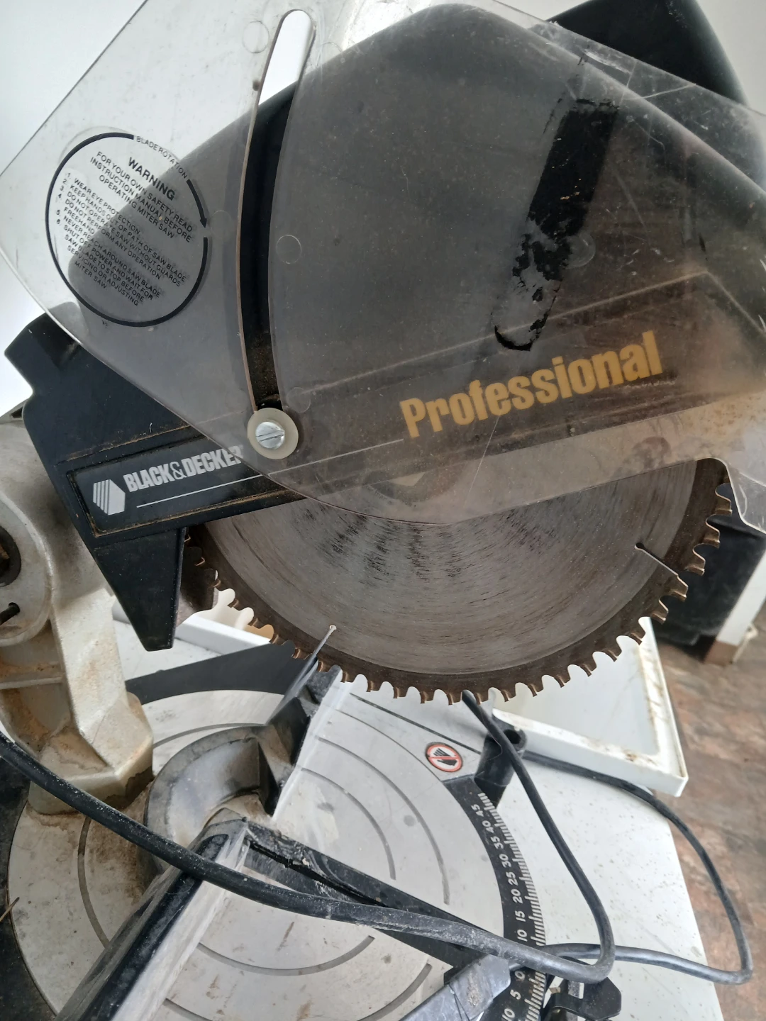 Black & Decker Professional Miter Saw - photo 2