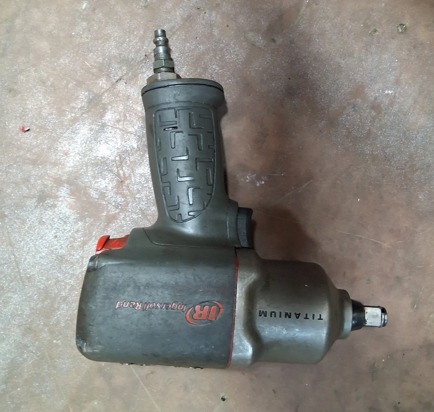 Ingersoll Rand Titanium Impact Wrench