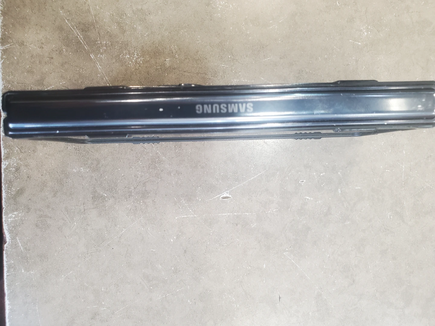 Samsung Foldable Phone - photo 2