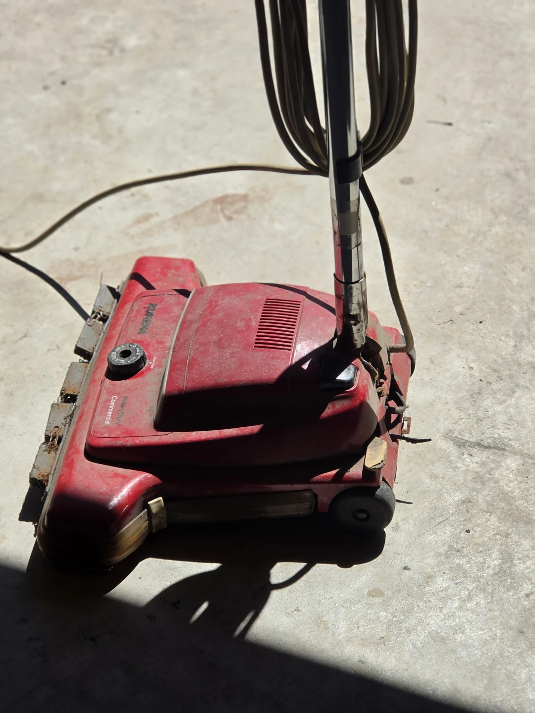 Eureka Heavy Duty Commercial Vacuum Cleaner