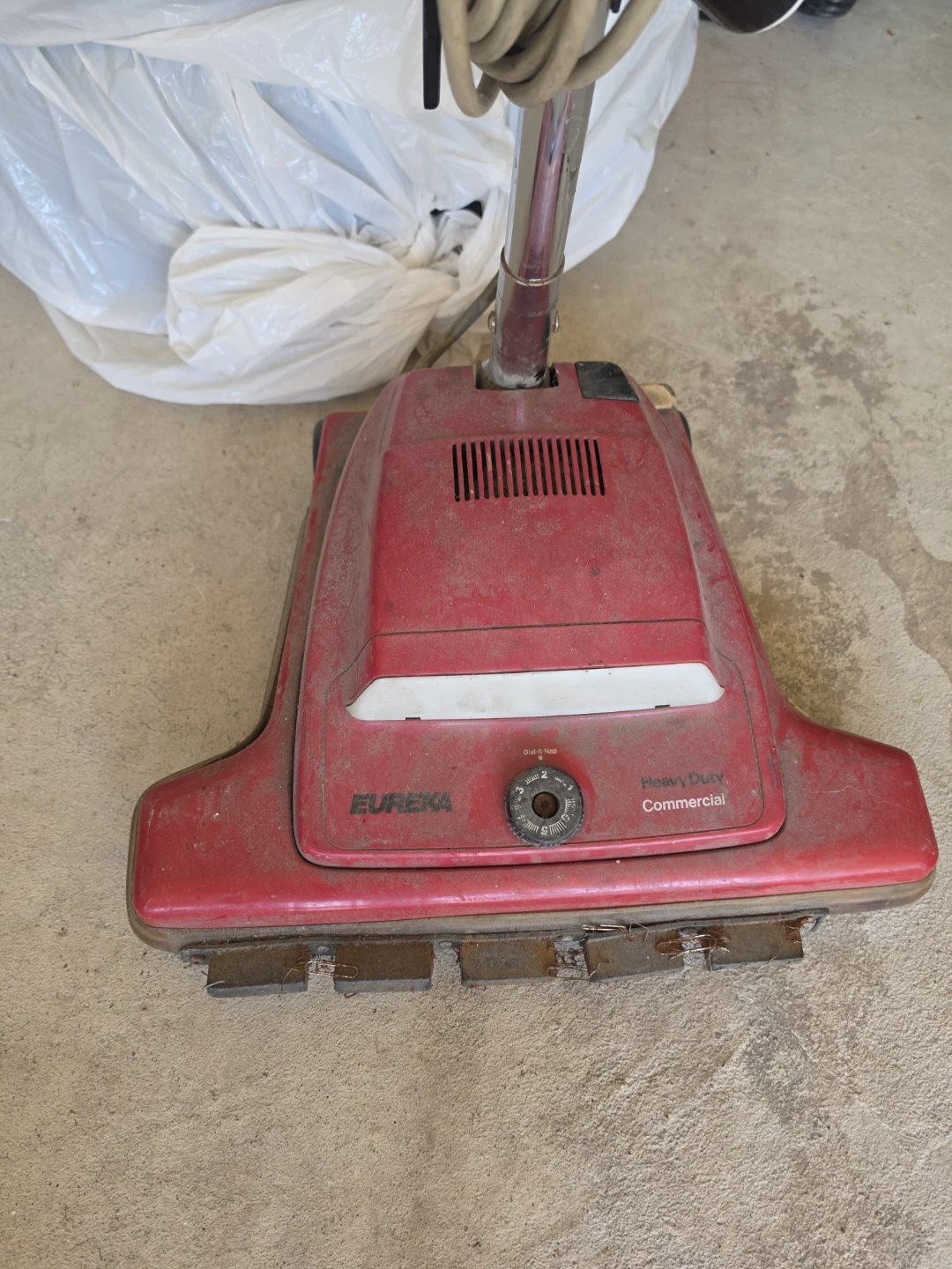 Eureka Heavy Duty Commercial Vacuum Cleaner - photo 2