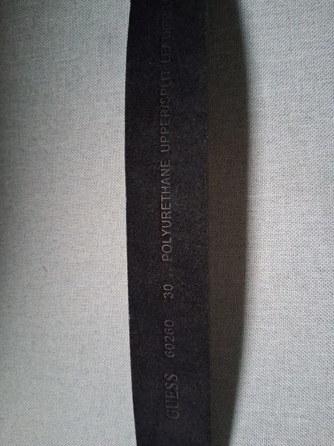 Guess Belt - Black/Red Buckle - Size 30 - photo 4