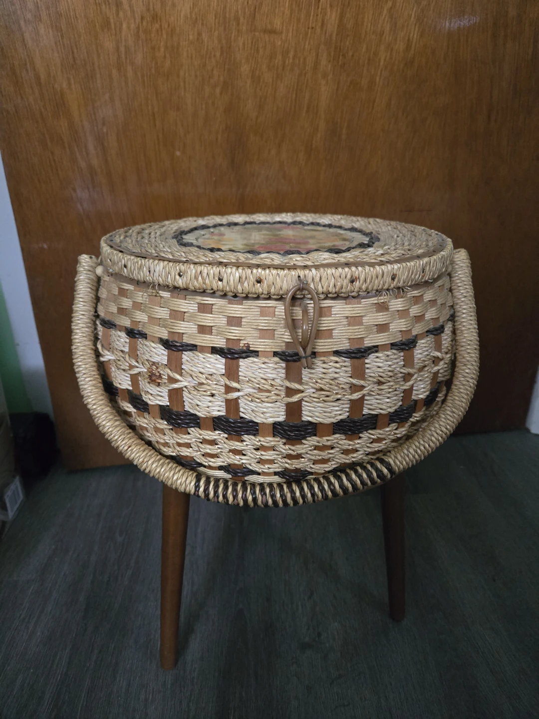 Vintage Woven Bamboo Sewing Basket - photo 3