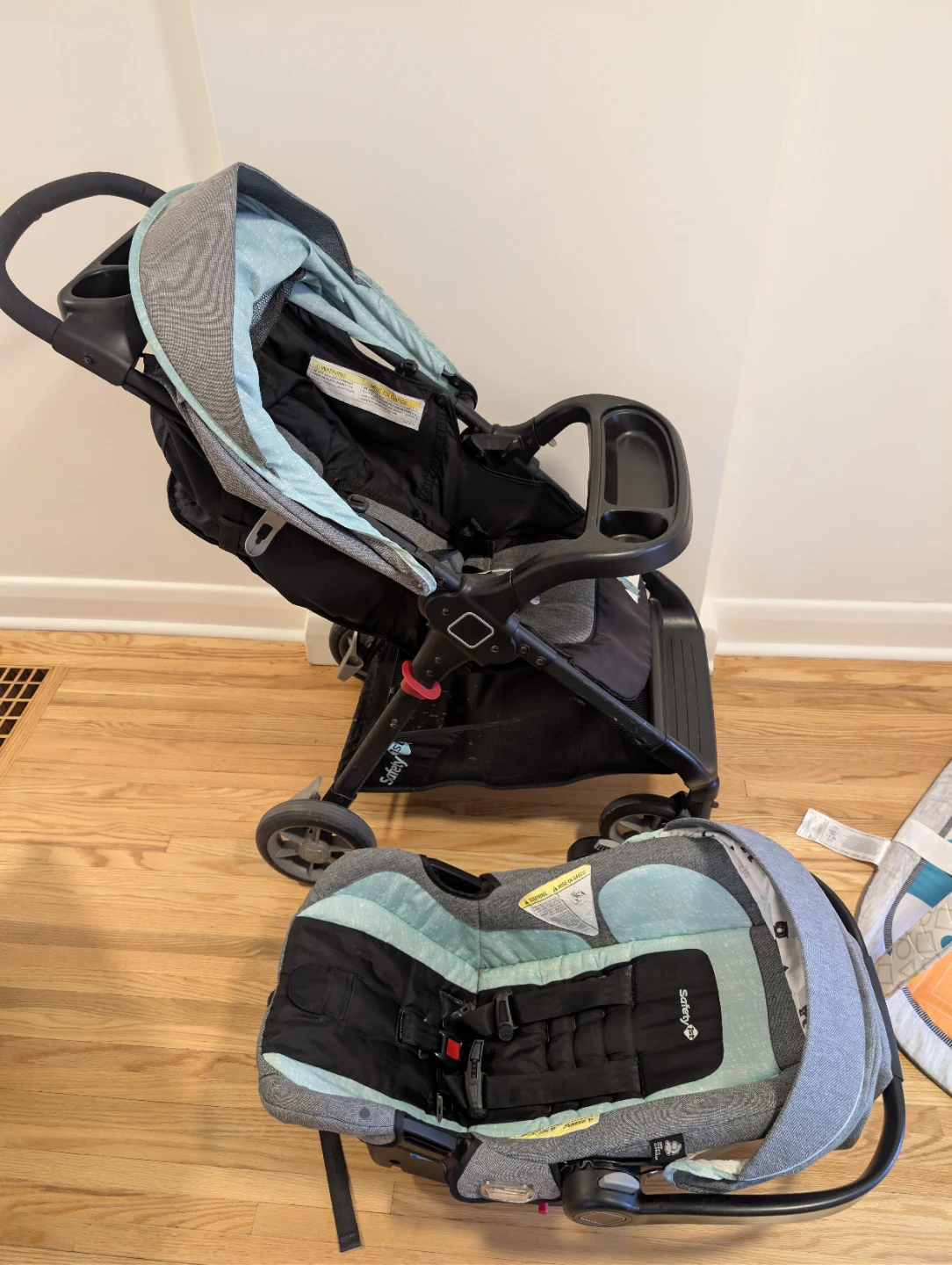 Safety 1st stroller with car seat - photo 2