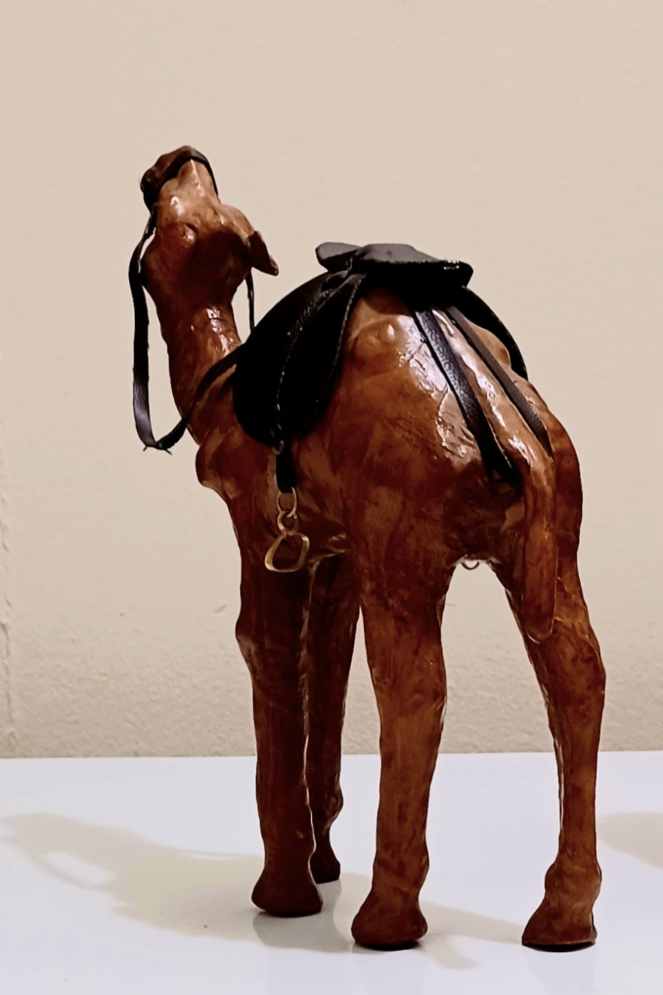 Vtg Handmade Leather Camel Figurine - photo 3