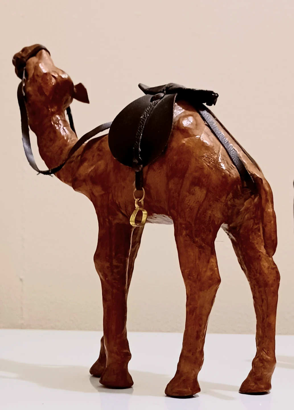 Vtg Handmade Leather Camel Figurine - photo 4