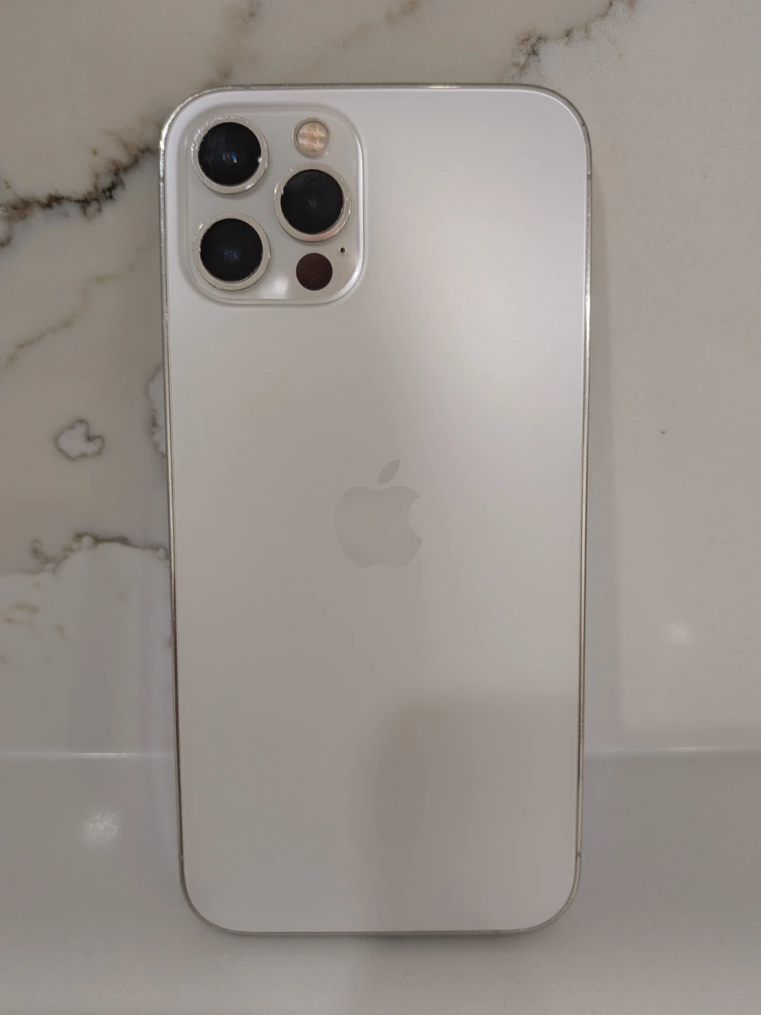 iPhone 12 Pro - 128GB - White - photo 2