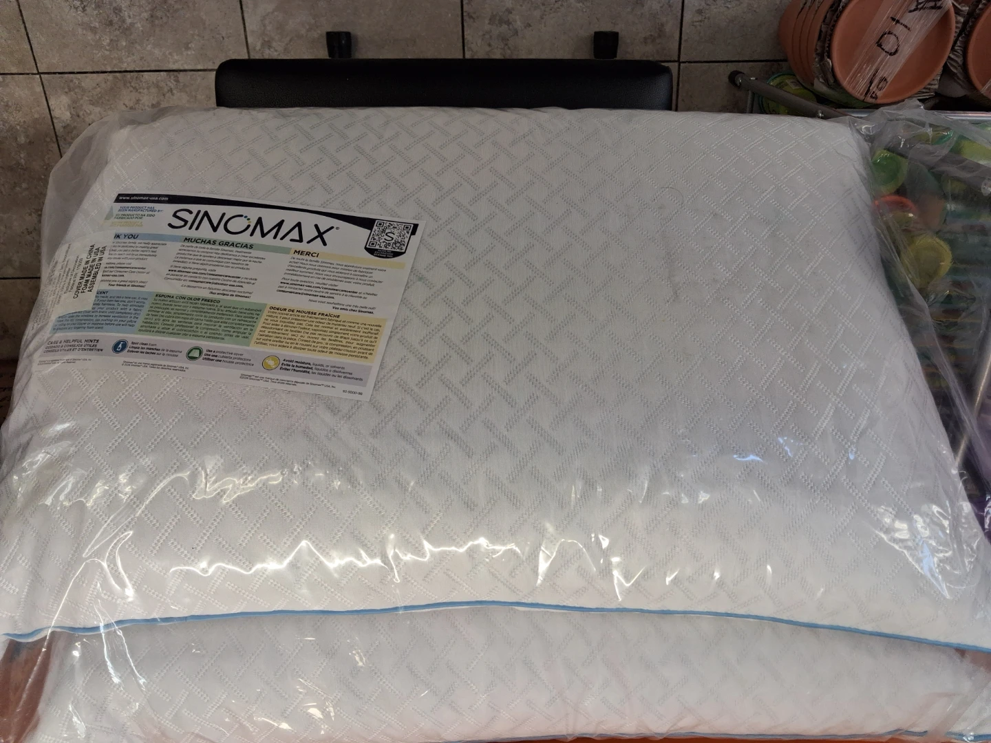 Sinomax Cooling Memory Foam Pillow