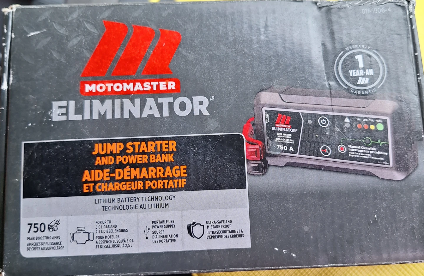 Motomaster Eliminator 750A Jump Starter and Power Bank