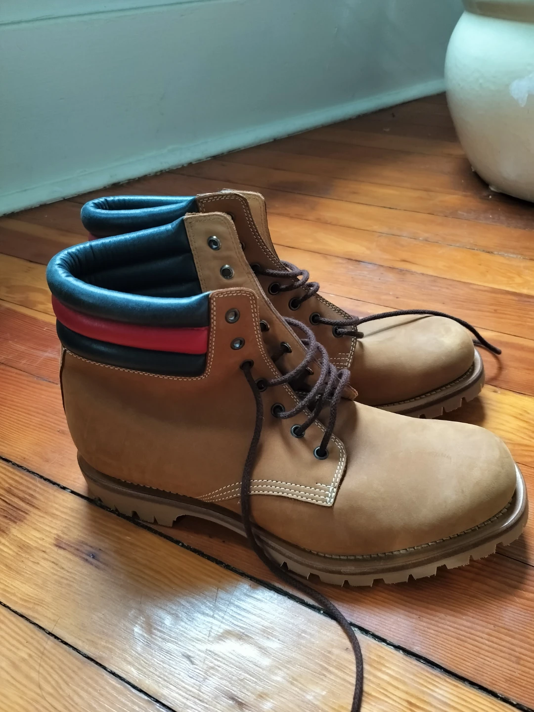 Gucci timberlands size 9.5