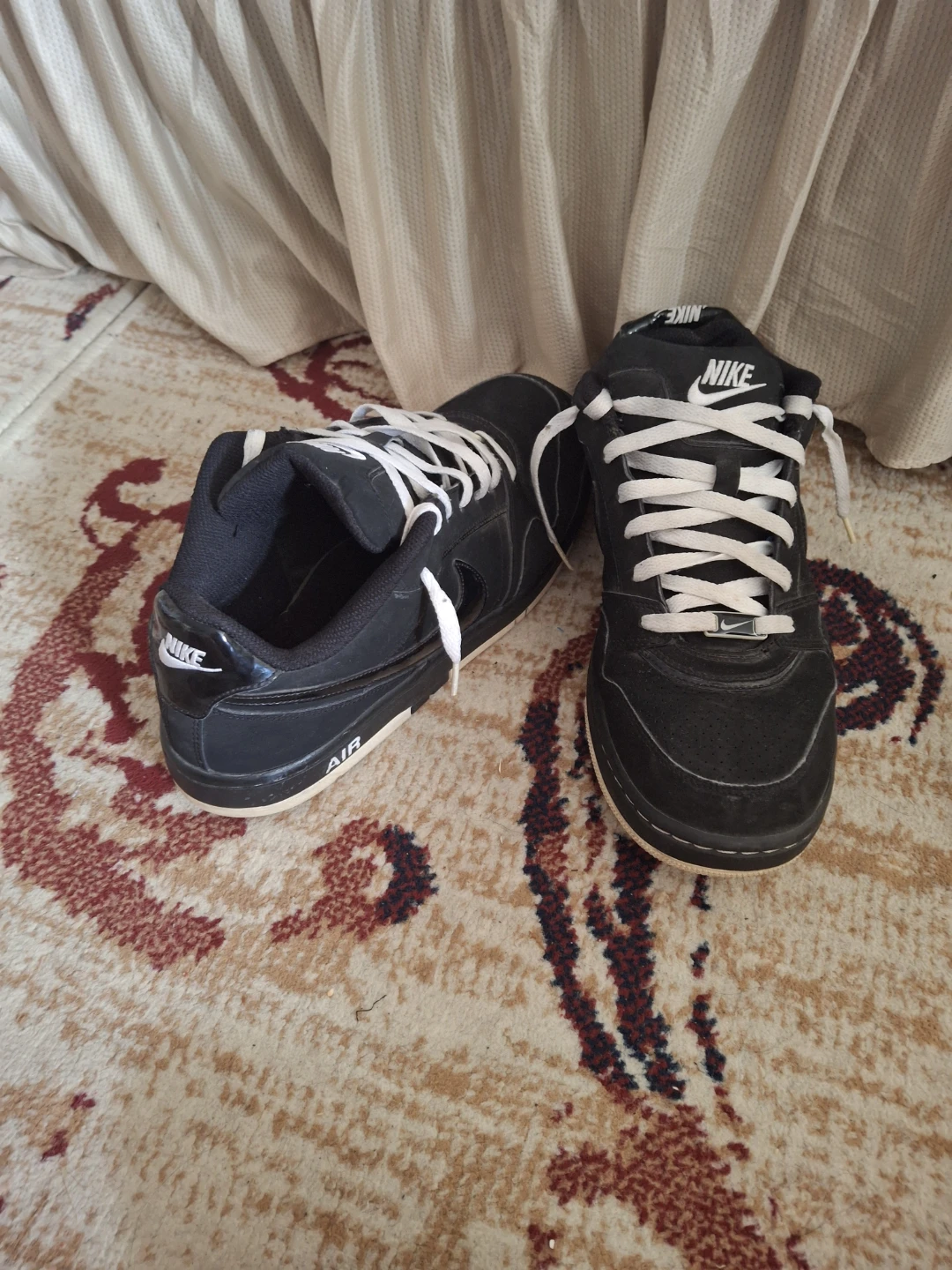 Nike Black Sneakers Men's US Size 10.5 - photo 2
