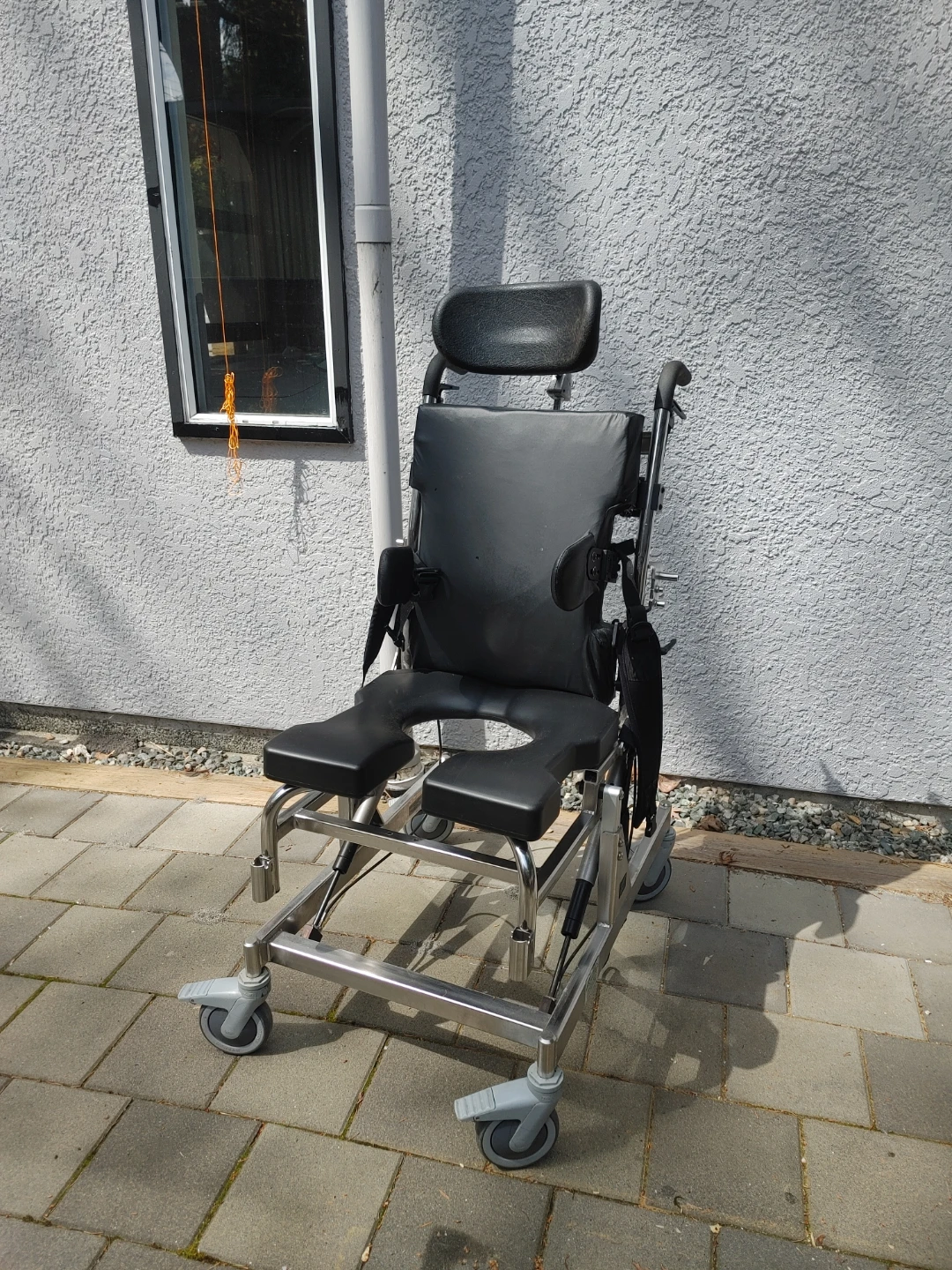 Tilting Shower Wheelchair , Camode - photo 3