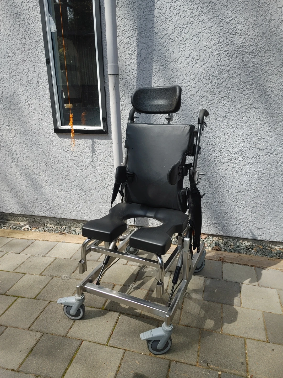Tilting Shower Wheelchair , Camode - photo 4